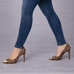 Leopard Print Stiletto Heels with Gold Toe | Chic & Elegant | Size 10